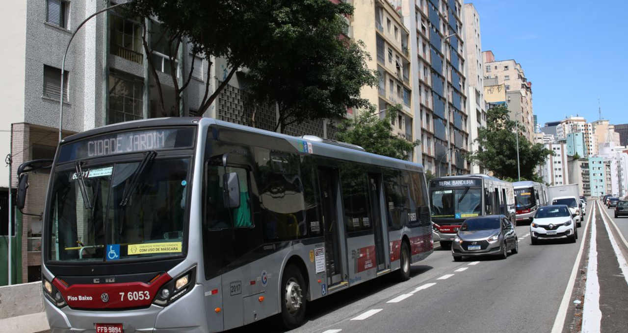 Transporte público no Brasil: 4 apps para comprar passagem de ônibus